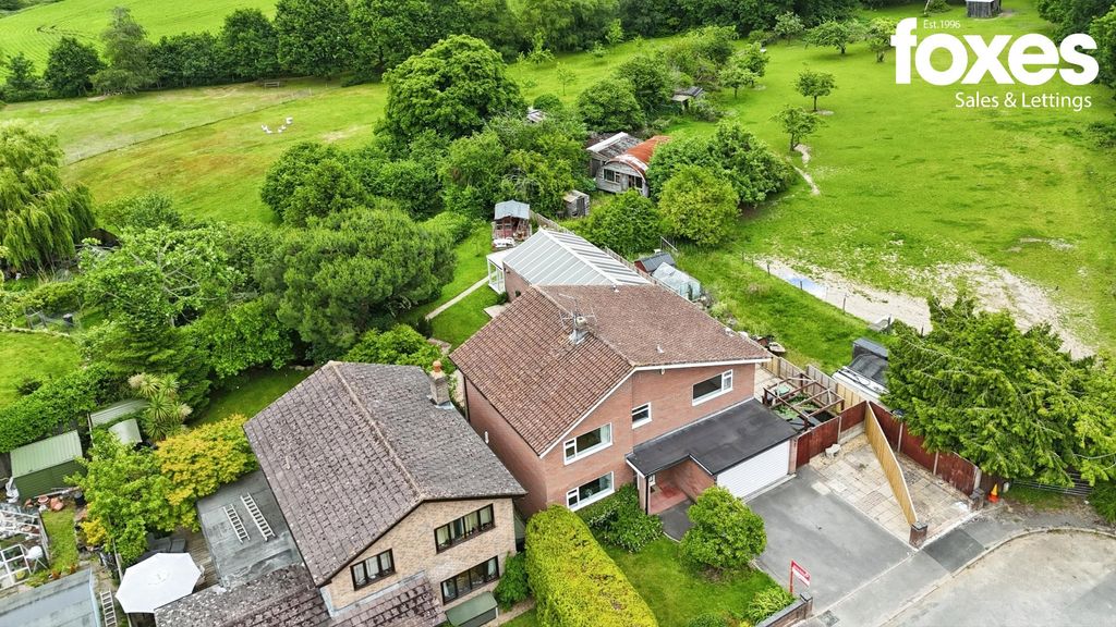 Property photo 3 of 22 5247713