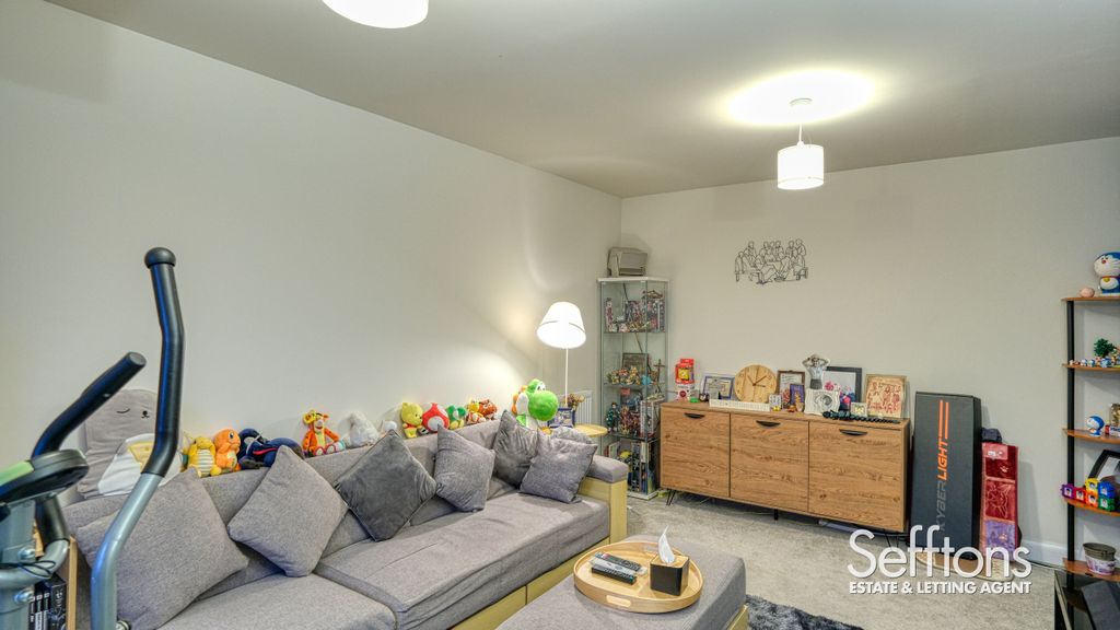 Property photo 3 of 18 Dscf9684_4