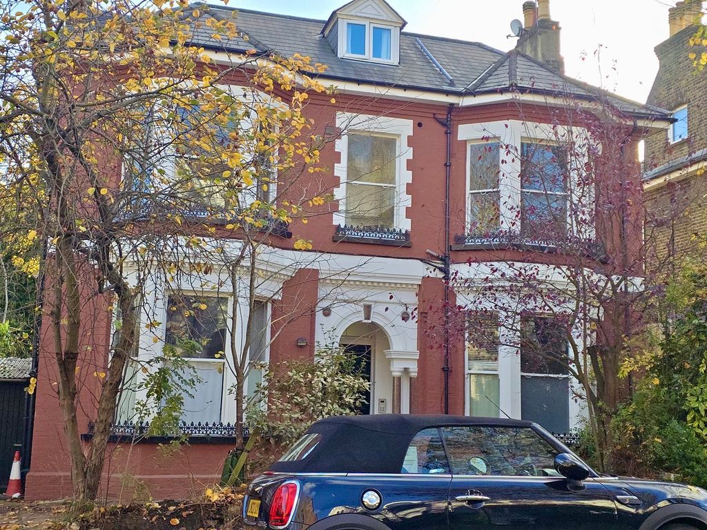 Property photo 1 of 5