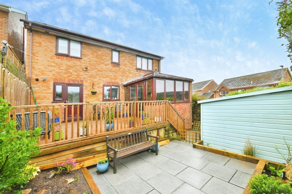 Property photo 3 of 19