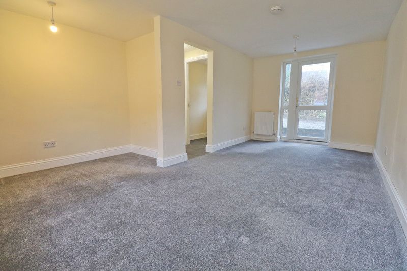Property photo 3 of 11 Photo 15
