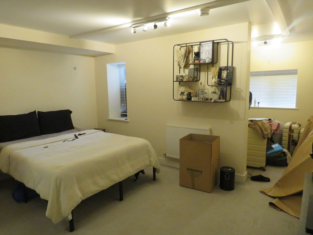 Property photo 2 of 7 View