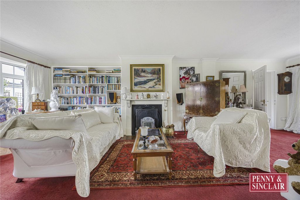 Property photo 2 of 19 Picture No. 29