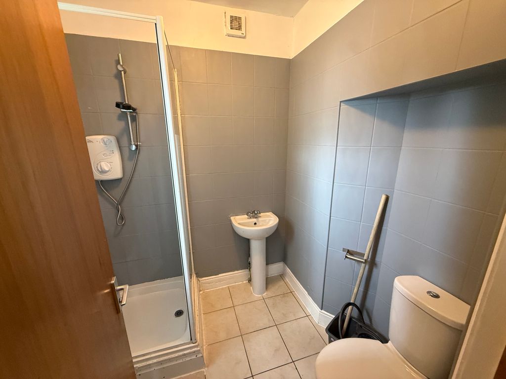 Property photo 3 of 4