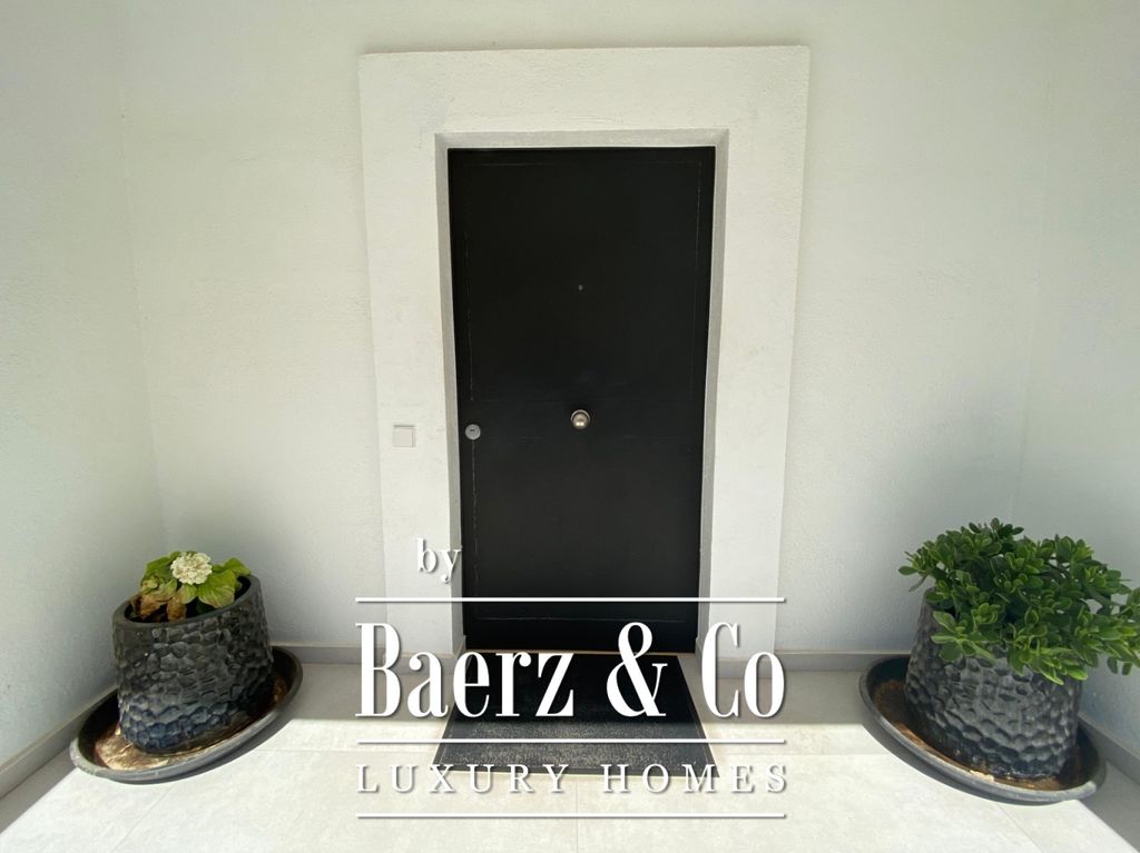 Property photo 3 of 35