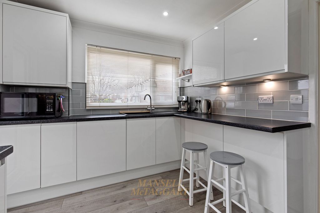 Additional image 5 of 4 bed detached house for saleArtel Croft, Crawley RH10