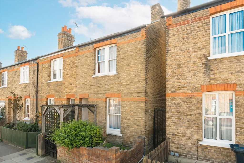 Property photo 2 of 3