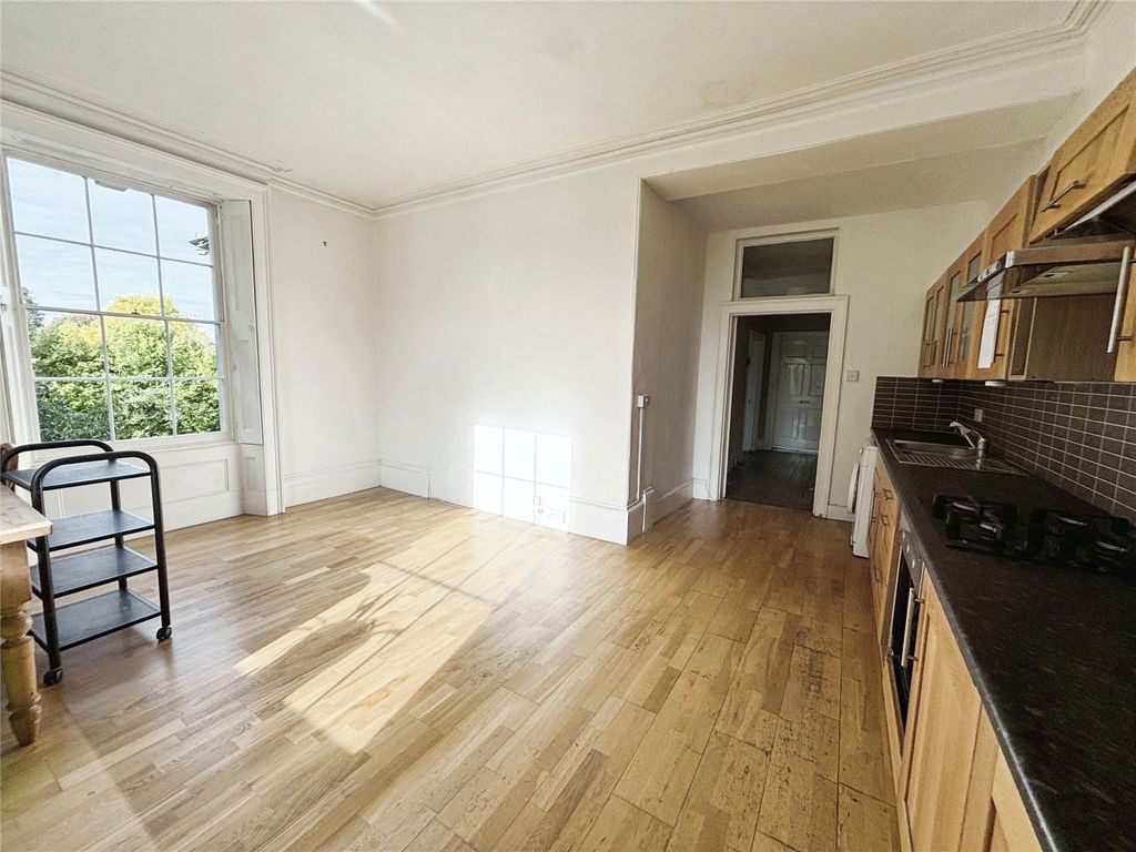 Property photo 3 of 13 Picture No. 20