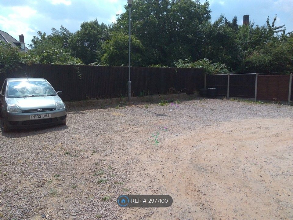 Property photo 2 of 5 Car Park