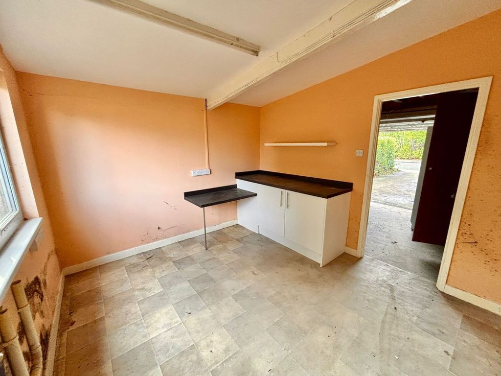 Property photo 3 of 10 Image 3