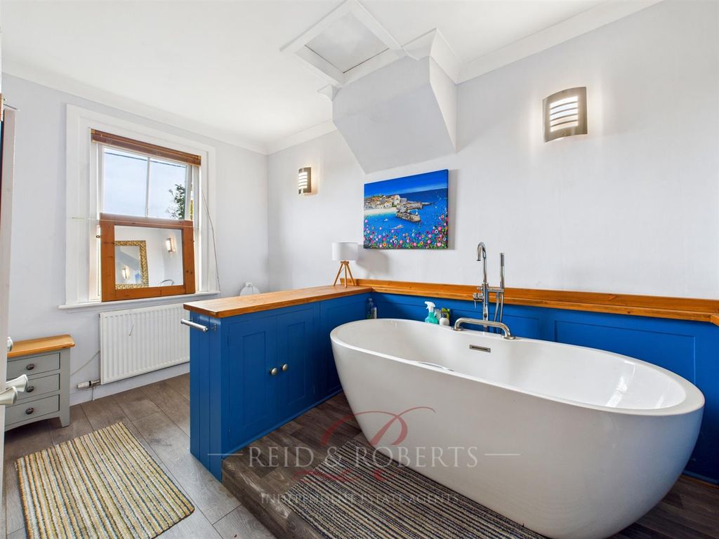 Property photo 3 of 26 Cam03999G0-Pr0201-Still007.Jpg