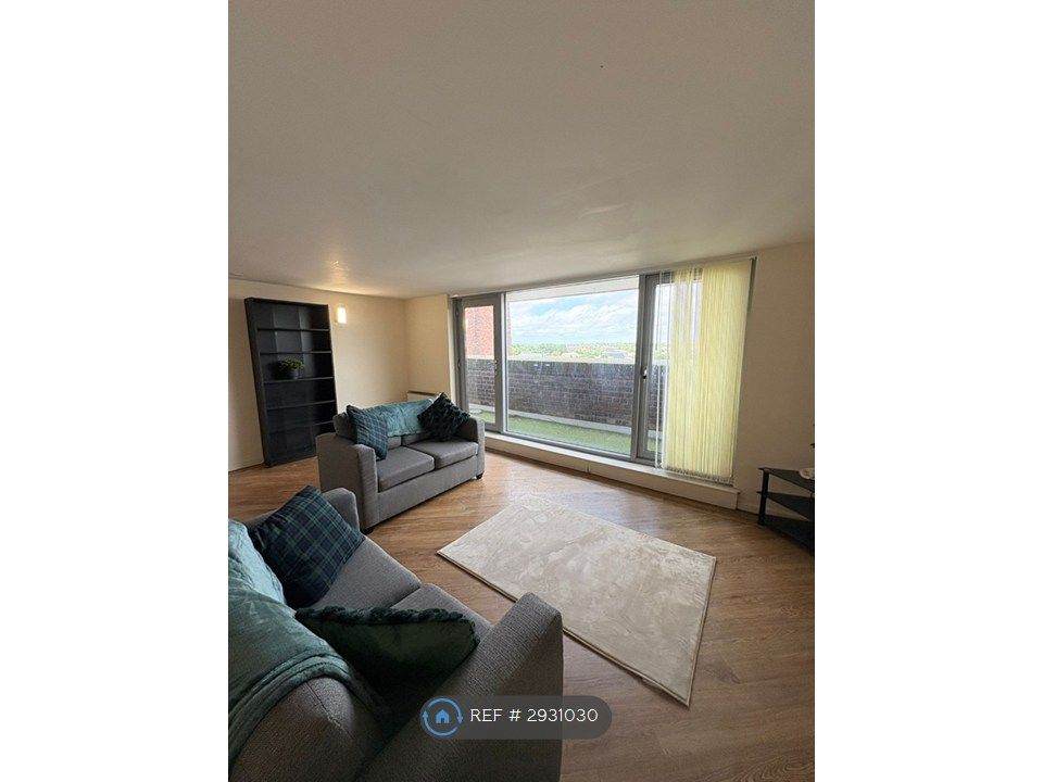 Property photo 2 of 12