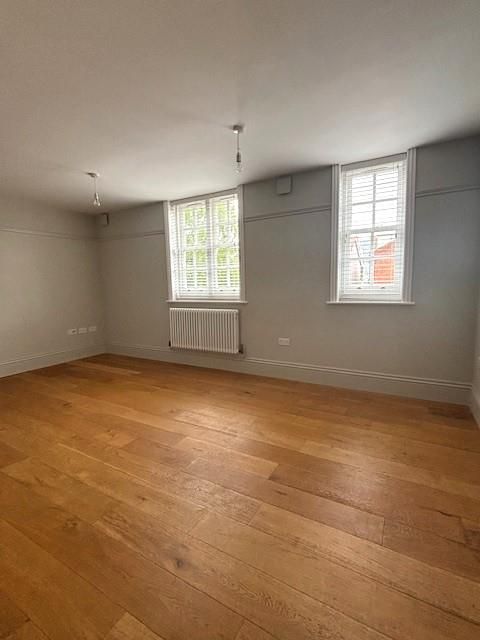 Property photo 3 of 9 F5 Old Station Living.Jpg
