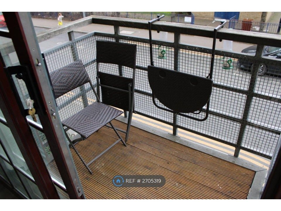 Property photo 3 of 8 Balcony