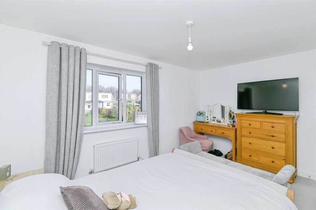 Additional image 11 of 4 bed detached house for saleRailway Road, Rhoose, Barry CF62