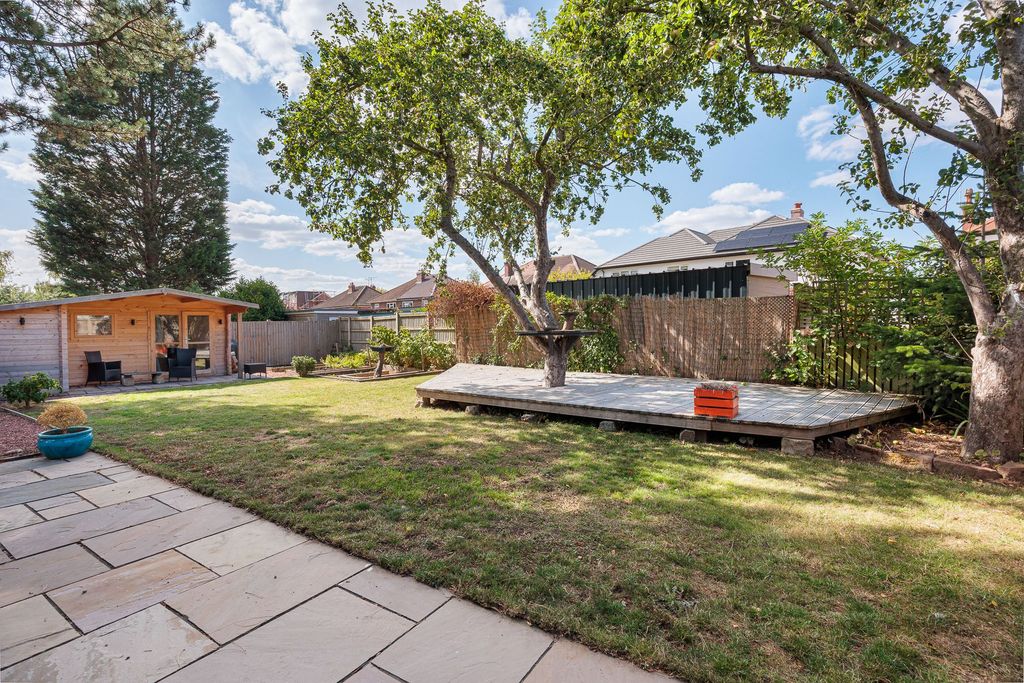 Property photo 3 of 30