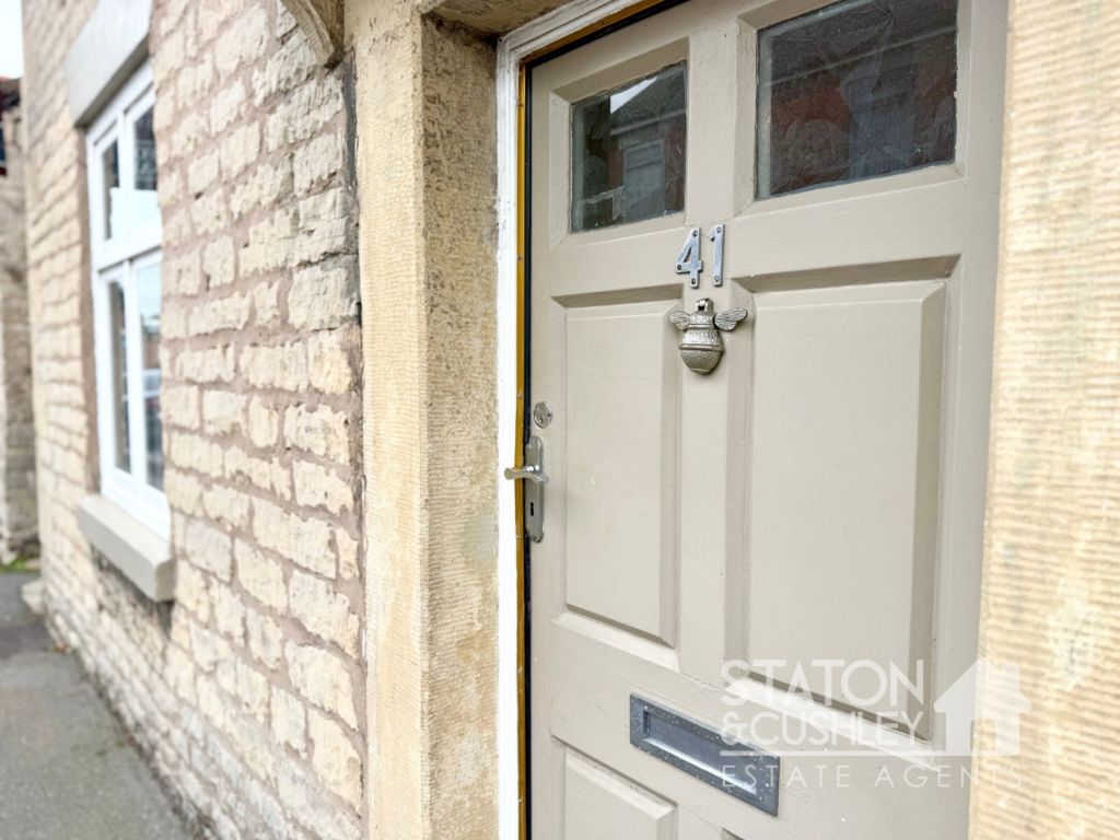 Property photo 3 of 38