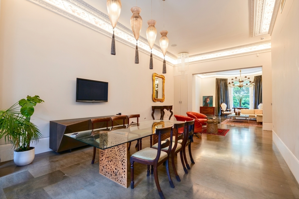 Property photo 1 of 15 Four Bedrooms | Four Bathrooms | Private Garden | Lexham Gardens W8
