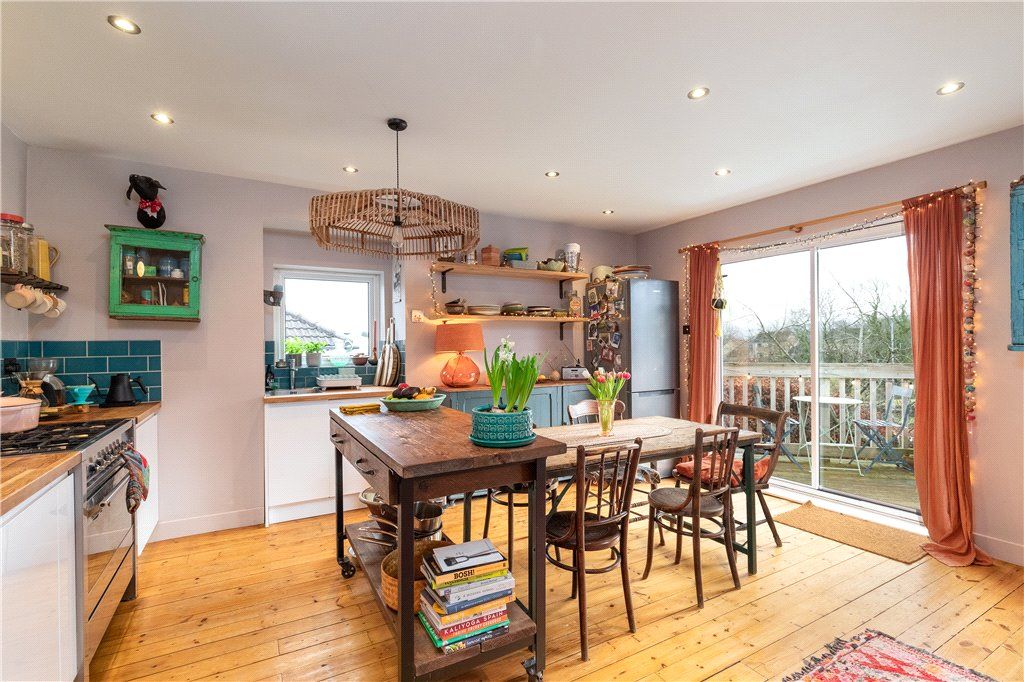 Property photo 3 of 16 Dining Kitchen Area