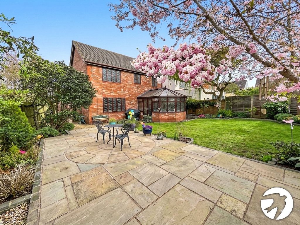 Property photo 2 of 41 Picture No. 45