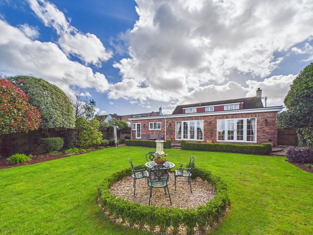 Property photo 2 of 41