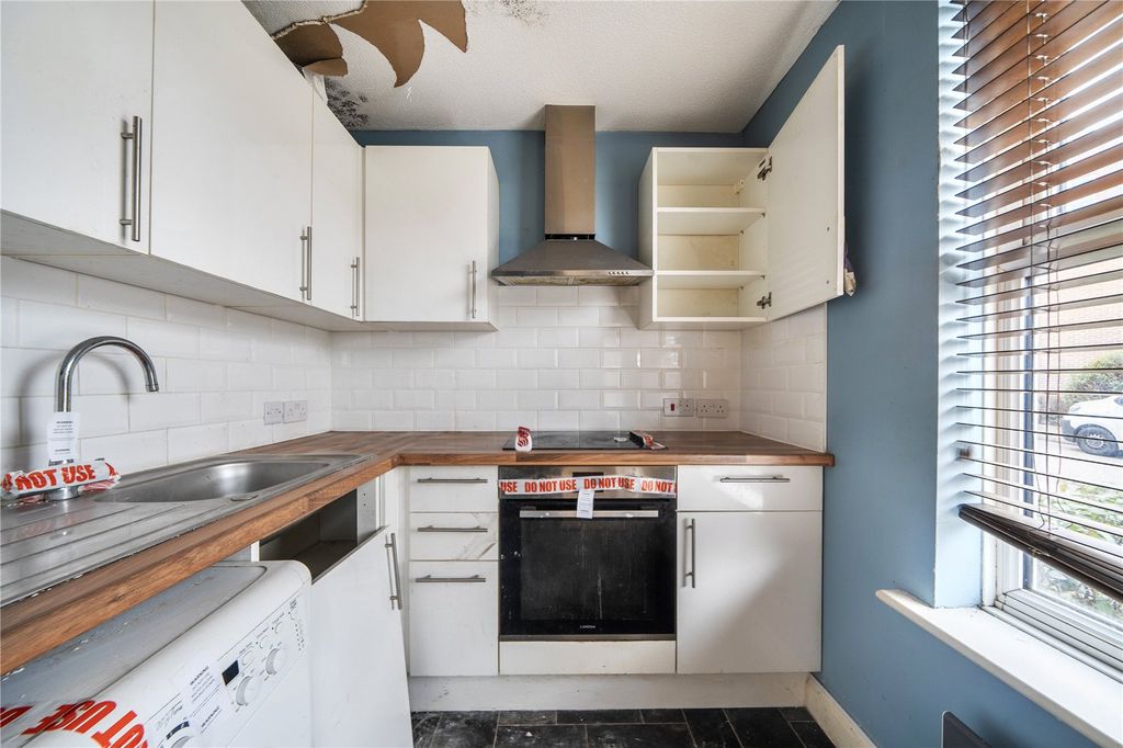 Property photo 3 of 10 Picture No. 06