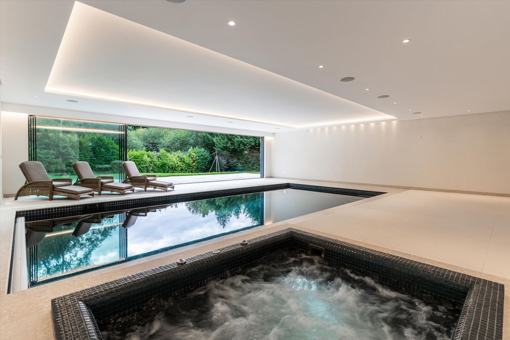 Additional image 23 of 8 bed detached house for saleLinden Road, St George's Hill, Weybridge, Surrey KT13