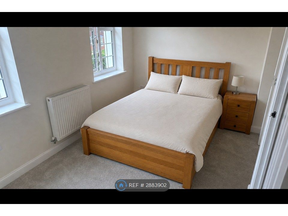 Property photo 1 of 7 Bedroom