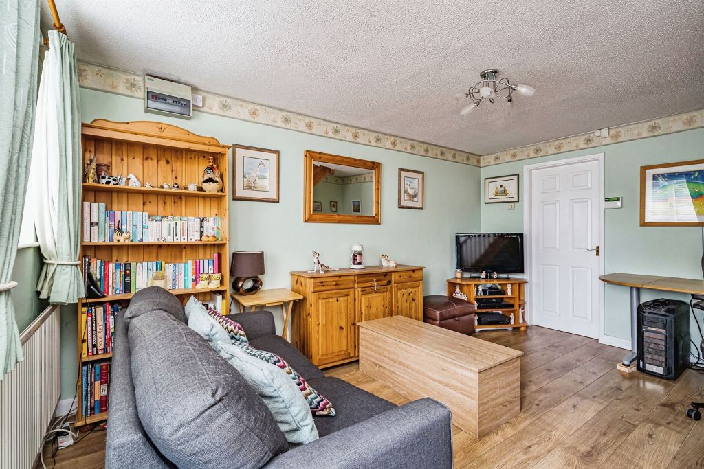 Property photo 2 of 19