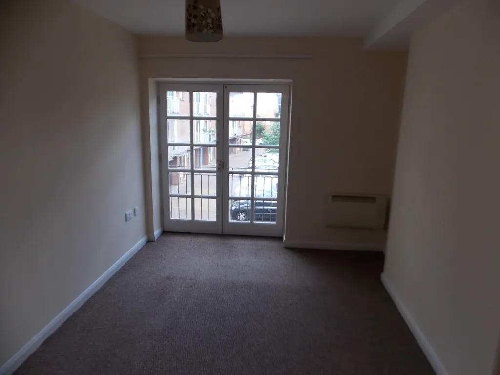 Property photo 2 of 5