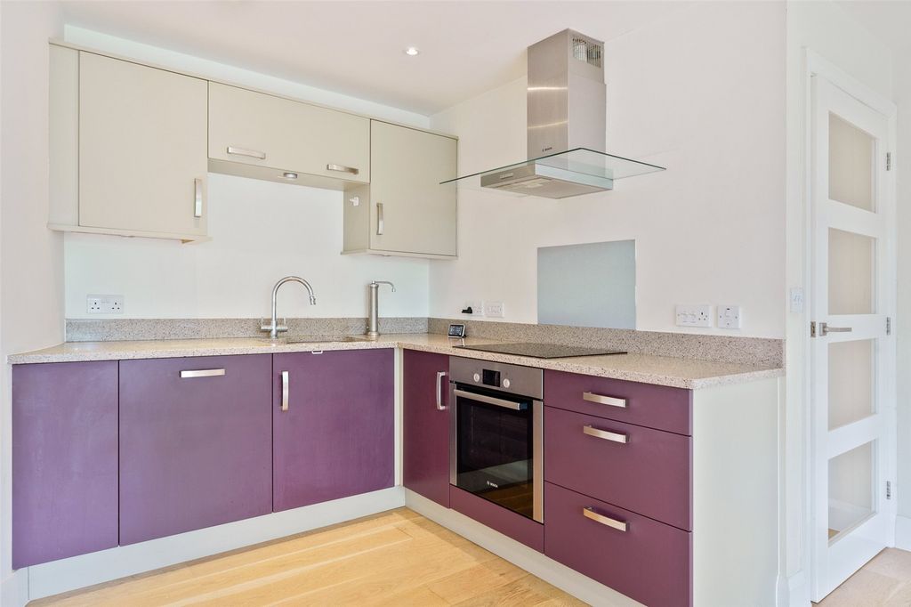 Property photo 2 of 11 Picture No. 19