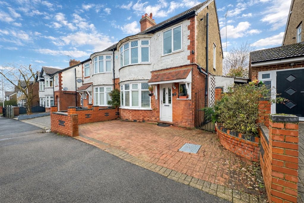 Property photo 1 of 12 4913640