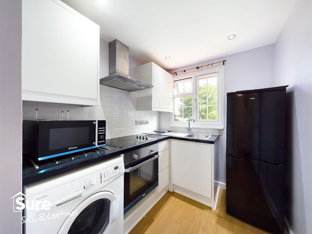 Property photo 1 of 6 2446920