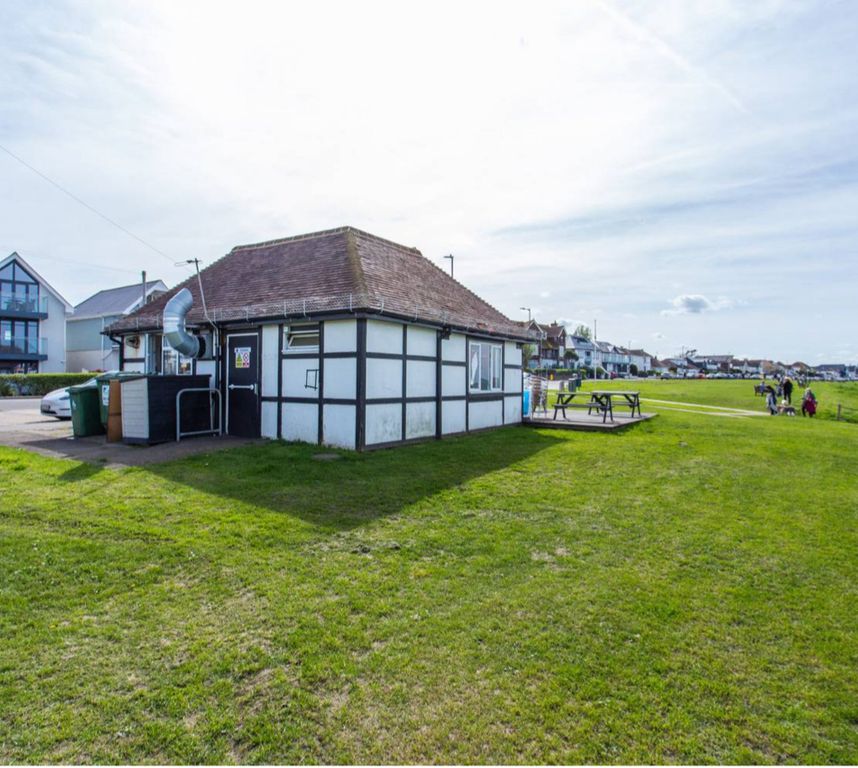 Property photo 2 of 7 Photo 2