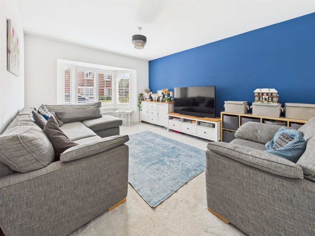 Property photo 3 of 20