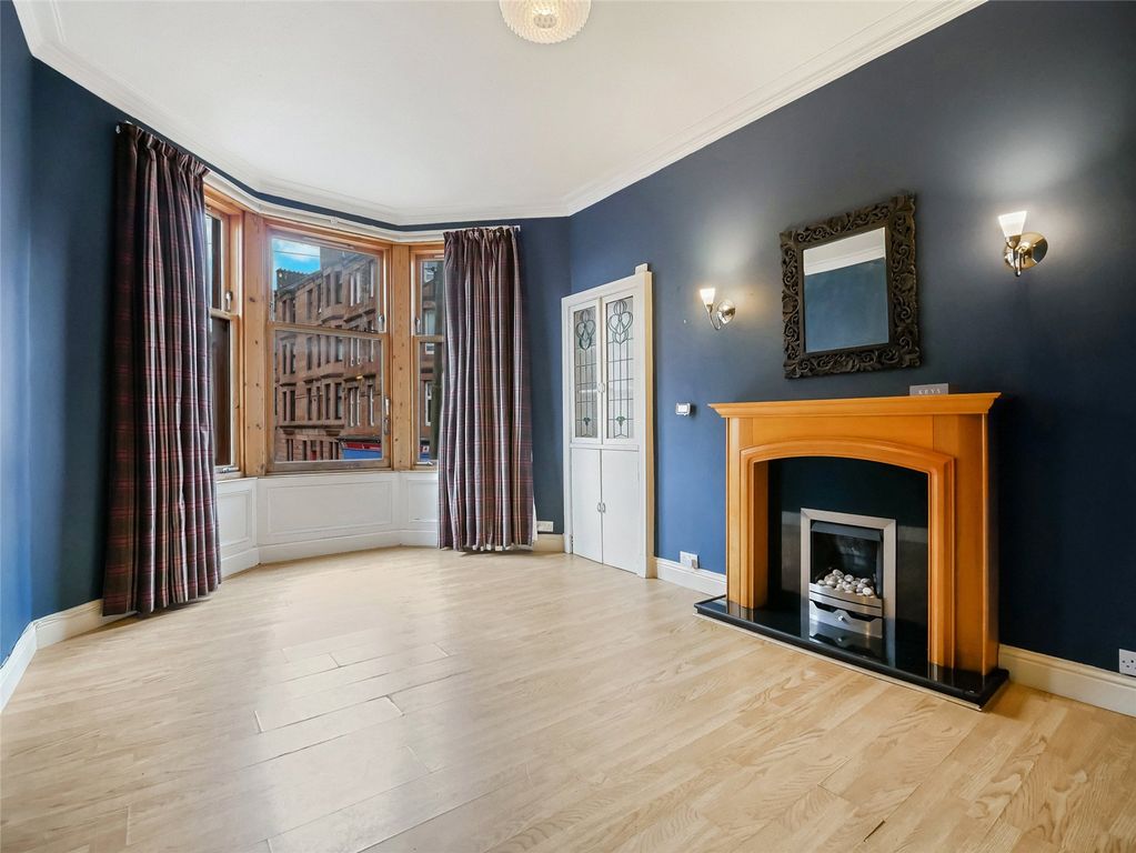 Property photo 2 of 15 Living Room