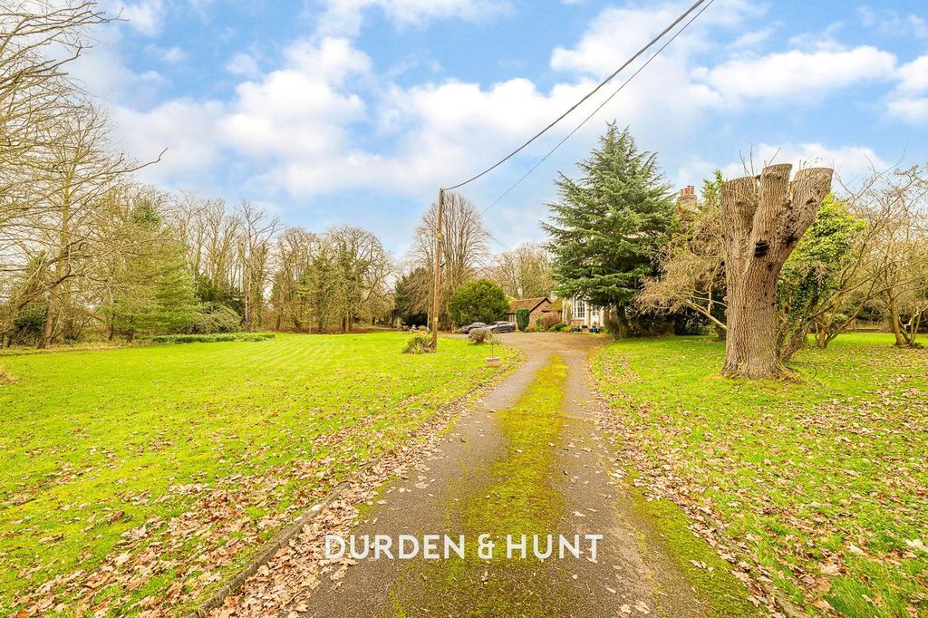 Property photo 3 of 39 Street-126.1.Jpg