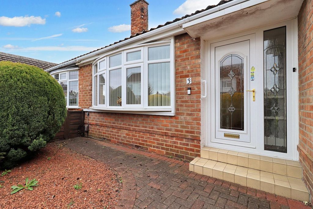 Property photo 2 of 23