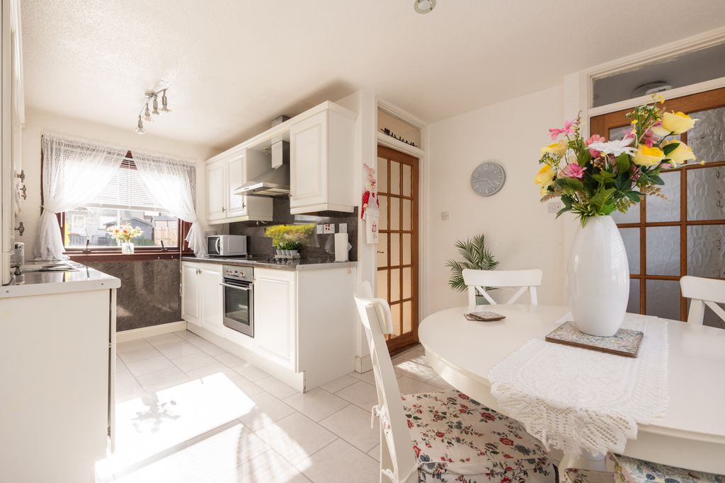 Property photo 3 of 24 Property Image 3