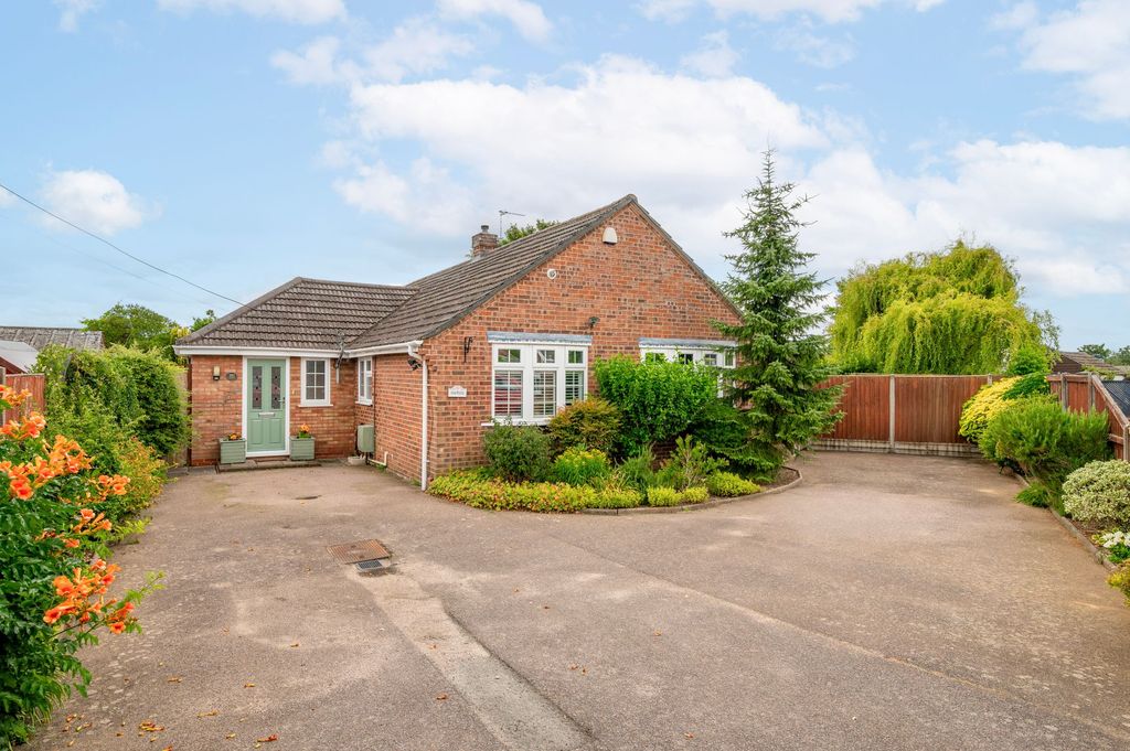 Property photo 1 of 23
