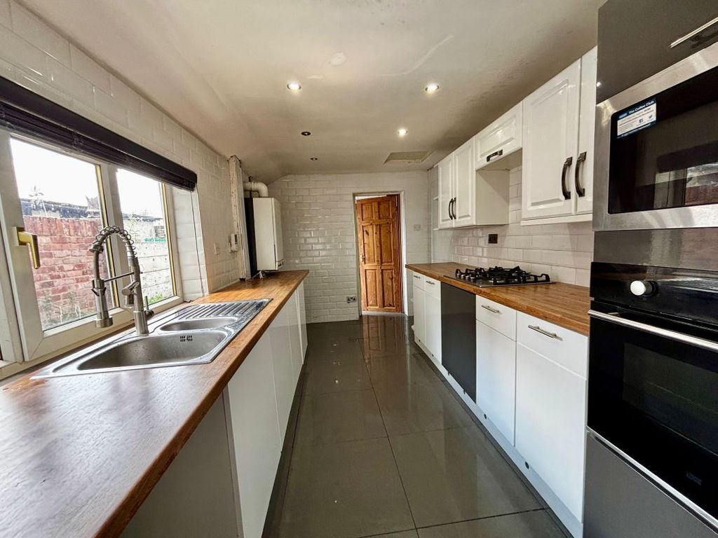 Property photo 3 of 10 Image 3