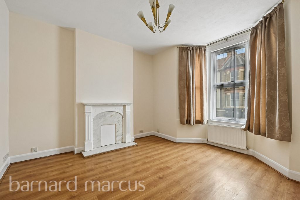Property photo 1 of 7 Reception Room