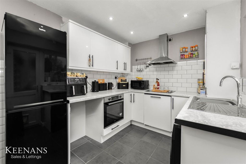 Property photo 2 of 28 14.Jpg