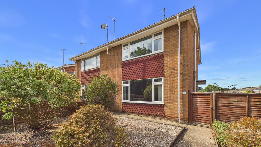 Property photo 1 of 11