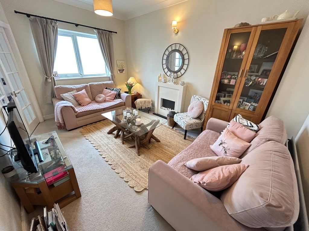 Property photo 3 of 38 Photo 3