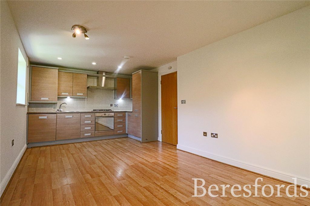 Property photo 2 of 9 Picture No. 25