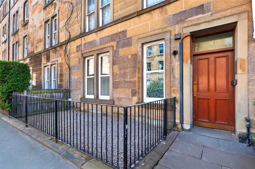 Property photo 1 of 25 10/1 Caledonian Pl