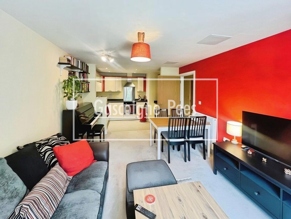 Property photo 2 of 7