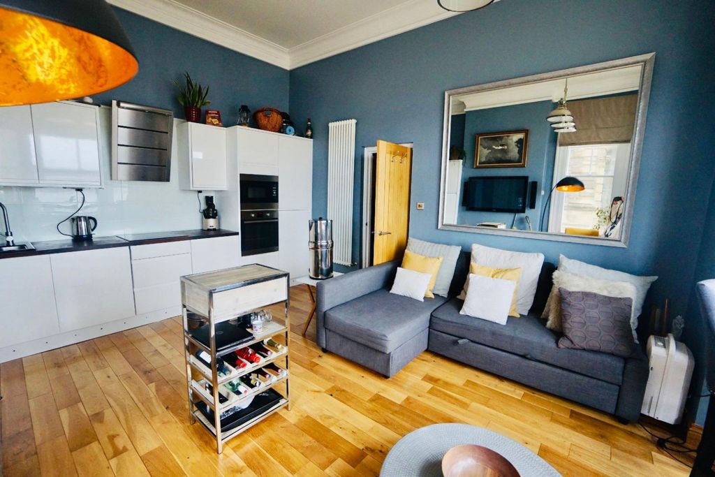 Property photo 2 of 5 3820732