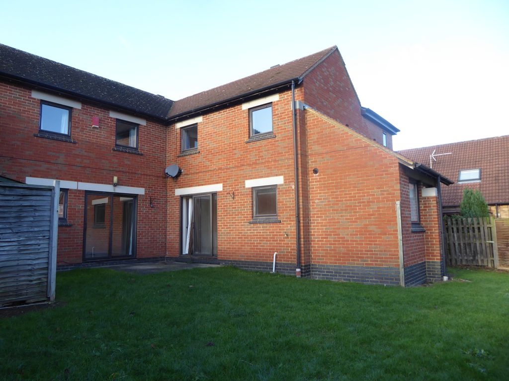 Property photo 3 of 18